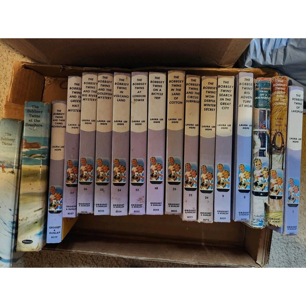 The Bobbsey Twins Lot Of  17 Laura Lee Hope Grosset & Dunlap Hardcover HC